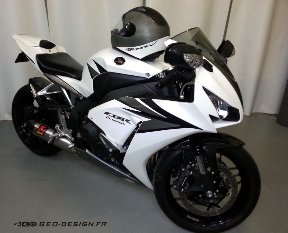 honda-cbr-deco-carbone-nancy-qualite-geo-design